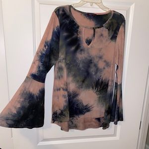 Multicolor TieDie blouse with belle sleeves